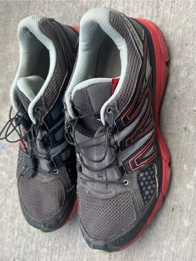 Salomon Women’s Athletic/Trail Shoes - Gray with Red